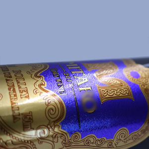 Etiquetas de vino de botella roja resistentes a los arañazos impermeables con forma de patrón rizado en relieve de aluminio de lujo personalizadas - Product Image 5