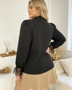 Chemisier en satin à col mandarin pour femme, manches longues, dentelle épissée, boutonnage élégant, idéal pour le bureau, décontracté, usage quotidien, haut tendance pour femme - Product Image 3