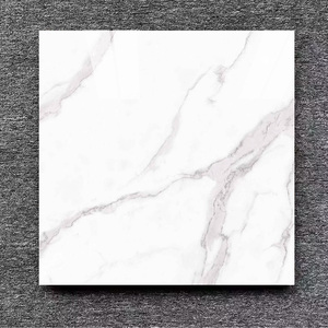 Carreaux de porcelaine rectifiés effet marbre blanc brillant 60x60 pour sol, style moderne - Product Image 3