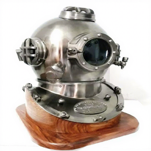 หมวกนักดำน้ำทองเหลืองแท้ CH Modern พร้อมฐานไม้พะยูง ขัดเงาสีเทา ทำด้วยมือ ขนาด L ของตกแต่งบ้าน วันเอิร์ธเดย์ วันฮาโลวีน วันขอบคุณพระเจ้า - Product Image 1