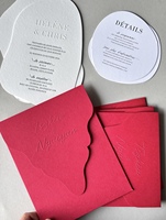 Cartes d'invitation de mariage personnalisées de luxe avec logo en texte, dorées à chaud et gaufrées, avec enveloppes assorties