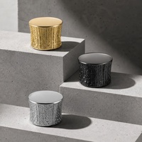 Bouchon de flacon de parfum en Zamak GLITTER FEA 15 mm à taille cintrée, avec relief ciselé et fermeture à sertir, capacité 100 ml, pour emballage de parfum de luxe