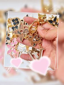 Llavero de metal esmaltado de moda con letra del alfabeto <span class=keywords><strong>griego</strong></span>, colgante Sigma de hermandad con diamante y cierre de mosquetón, dijes de diseñador - Product Image 5