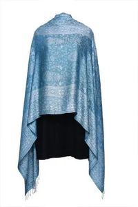 Écharpe longue en viscose tissée, douce et légère, élégante et drapée pour femme, idéale pour le quotidien, le bureau, les voyages et les boutiques. - Product Image 4