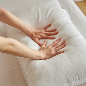 Muben Adulte Cou Maison <span class=keywords><strong>Oreiller</strong></span> Jacquard Fibre de Soja & <span class=keywords><strong>Plume</strong></span> Velours Antibactérien & <span class=keywords><strong>Anti</strong></span>-Acariens Mousse Remplie - Product Image 3