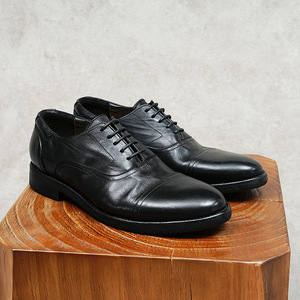 Nouvelles Chaussures Habillées en Cuir pour Hommes, Imperméables, Respirantes et Antidérapantes, Durables, Style Britannique Tendance pour le Quotidien et les Trajets - Product Image 3