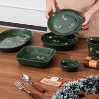 Ensemble de vaisselle de Noël vert en gros, décoré de feuilles en relief, cadeaux de Nouvel An festifs, décorations de fête, assiettes, bols, tasses, ensemble de vaisselle en céramique