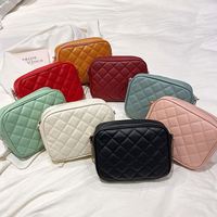 Grosir tas desainer wanita kisi berlian Fashion tas bahu wanita terbaru 2022 tas selempang murah persegi kecil