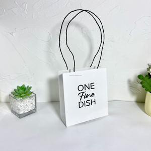 Eco-Friendly Handmade White Kraft Paper Food Clothes Packing Bag Handle Recyclable Luxury Packaging Custom Logo Promotion Bag - Product Image 3