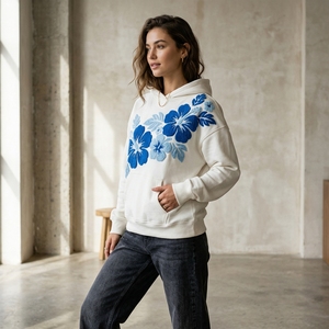 Sudadera con Capucha Personalizada para Mujer, de Algodón Grueso, con Hombros Caídos, Bordado Gráfico en Chenilla 3D, 100% Algodón, Bordado Tipo Toalla - Product Image 5