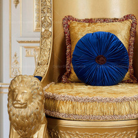 Chaise de trône en or de style rococo fabriquée à la main de grandes chaises de trône du roi lion royal à dossier haut