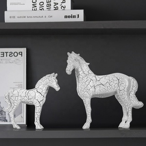 Gerçekçi at heykel süsler reçine el sanatları ev sanat süslemeleri - Product Image 5