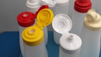 Bouteille Spindle 250 ml, goulot 38 mm, en PE, avec bouchon à vis et plusieurs couvercles pour assaisonnements et condiments