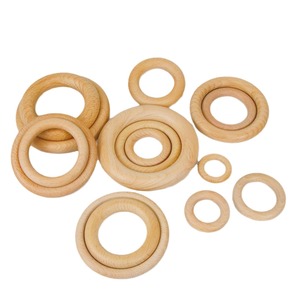 Anillo de madera de haya, anillo de dentición para bebé de madera maciza, artesanía redonda de madera de haya sin pintar. - Product Image 4