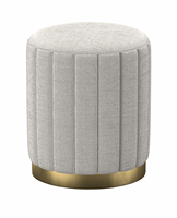 Tabouret de maquillage multifonctionnel en lin léger de style nordique moderne, avec un piétement en métal doré capitonné, assemblé, pouf, meuble