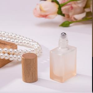 Nouveau flacon de recharge de <span class=keywords><strong>parfum</strong></span> coloré de 10 ml avec bouchon en bois de hêtre portable, flacon en verre à bille, flacon givré - Product Image 6