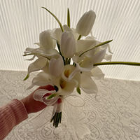 Bunga Calla Lily Tulip Plastik Buatan Tangan Gaya Korea Realistis Lembut Segar Putih Anti-Bakteri Buket Buatan Tangan