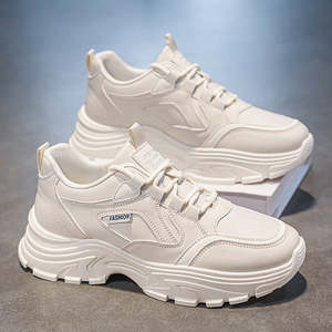 Nouvelles baskets décontractées en cuir pour hommes 2025 – Chaussures de marche polyvalentes et tendance à semelle épaisse pour le sport et la course - Product Image 1