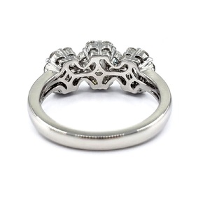 Nouveauté Bijoux Fins : Bagues à Trois Grappes en Or Blanc et Diamants Naturels de Qualité Supérieure – Tendance pour Fiançailles, Mariage et Soirées - Product Image 2