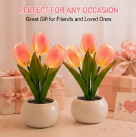 Lampe de nuit en forme de tulipe en pot, lumière chaude, lampe d'ambiance de chevet, cadeau créatif pour la Saint-Valentin, Noël, pour les filles, décoration de table à la maison