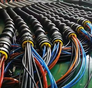 Robot industriel KR 50 R2500 |   Charge utile de 50 kg, bras à 6 axes |   Palettisation avec portée de 2501 mm |   Moteur haute performance PLC et boîte de vitesses - Product Image 4