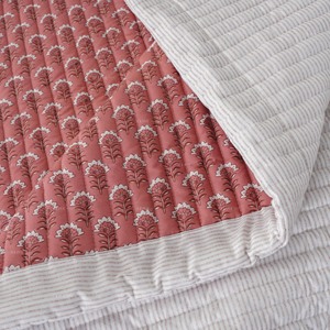 Juego de Ropa de Cama Floral de 3 Piezas, Estilo Vintage, Color Rosa Coral, con Estampado de Bloques, para Cama Queen, con Borde de Contorno Superpuesto y <span class=keywords><strong>Rayas</strong></span> - Product Image 4