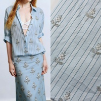 Tissu brodé à rayures en polyester-coton, orné de perles et de sequins, motif floral scintillant, idéal pour les chaussures de mariage et la mode féminine – Collection 2026 à succès