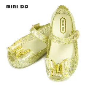 Sepatu Jelly anak perempuan, sepatu jeli 3D kupu-kupu kasual kustomisasi lembut berkilau untuk anak-anak