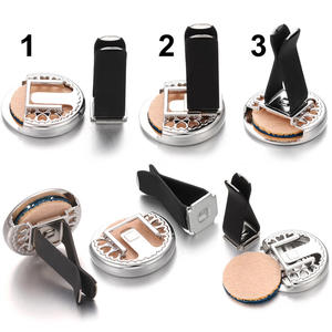 Clip diffuseur de parfum magnétique en acier inoxydable pour grille d'aération de voiture, style ouvert, avec médaillon flottant - Product Image 6