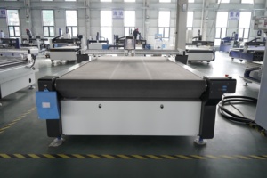 Máquina de Corte CNC Utools para Interiores de Automóviles, Cortadora de Cuero para Asientos de Coche, Alfombrillas de PVC y PU - Product Image 2