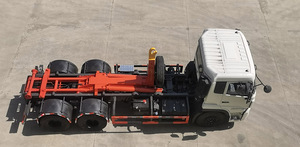 Camion benne à benne basculante Dongfeng 6x4 <span class=keywords><strong>de</strong></span> 25 tonnes, camion à benne basculante à 10 roues avec conteneur amovible <span class=keywords><strong>de</strong></span> 20m³ pour déchets - Product Image 4