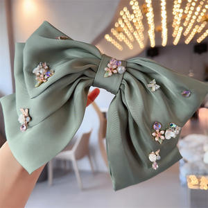 Buena calidad Primavera Verano Color Big Bow Holográfico Satén Tela Bow Shape Barrette Hair Clip - Product Image 4