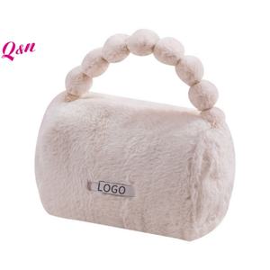 2025 nuevas bolsas de maquillaje cosmético de cuero PU, bolsa organizadora, bolsa de maquillaje de silicona, terciopelo de mano peludo - Product Image 6