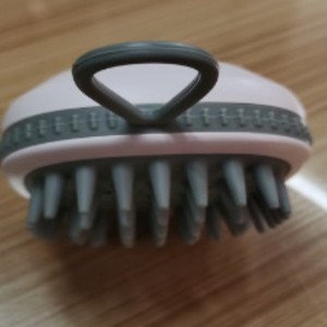Brosse de massage pour le cuir chevelu, outil de massage en plastique pour le soin du cuir chevelu - Product Image 2