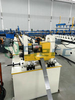 Machine de forgeage à froid haute productivité pour matériaux de construction avec moteur, pompe, PLC, boîte de vitesses 380V, tension personnalisable