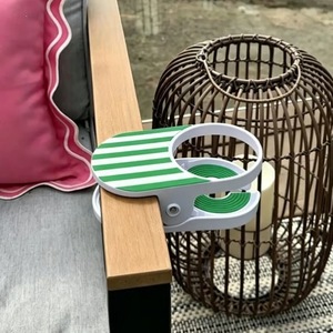 Nuevo Soporte para Botellas de Bebidas con Clip, Marca Cup Mainstays, para Uso en Bares, Exteriores, para Beber Jugos, Soporte con Clip para Vasos para Sillas de Playa - Product Image 5