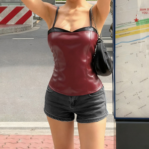 Haut de style motard en PU tissé écologique anti-boulochage, type body, coupe cami, asymétrique à une épaule, dos nu, sexy et tendance - Product Image 1