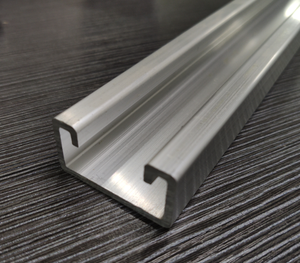 Tùy chỉnh mạ kẽm strut C kênh 41x41 hoặc 41x21 unistrut điện Ống dẫn ống rãnh đường sắt năng lượng mặt trời gắn hệ thống - Product Image 4