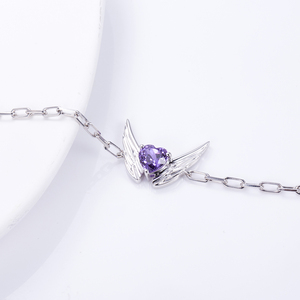 Bracelet MSB-611 en or 18 carats avec pierre précieuse violette en forme de cœur et ailes d'ange, pour femme, romantique, à porter au quotidien - Product Image 1