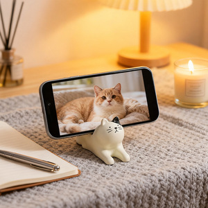 Soporte para Teléfono Celular con Diseño de Gato Estirado, Accesorio Decorativo para Escritorio, Ideal para Hombres, Mujeres, Niños y Niñas - Product Image 6