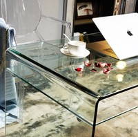 Salon moderne Table d'ordinateur rectangulaire sur le côté étroit OEM Conception personnalisée Tables console en verre trempé courbé à chaud