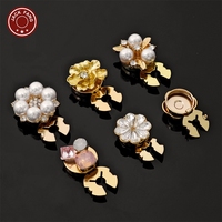 KUNSHUO Fabricant de boutons – Cache-boutons fantaisie en métal en forme de cœur, clip floral, cache-boutons personnalisés pour chemises féminines