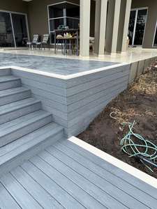 Revêtement de terrasse en WPC durable pour l'extérieur, antidérapant, imperméable, avec finition grain de bois, entretien minimal, conserve sa beauté - Product Image 3