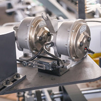 Nouvelle machine à plier, coller et coudre des boîtes en carton entièrement automatique à haute efficacité de 2600 mm