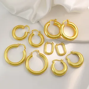 Factory Wholesale Price 2024 New Arrived Simple Stud Earrings Round Shape 18k Gold Plated Hollow Earrings
