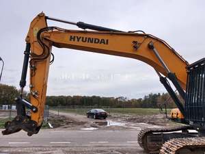 Excavatrice de construction d'occasion Cat 330 à prix raisonnable - Product Image 4