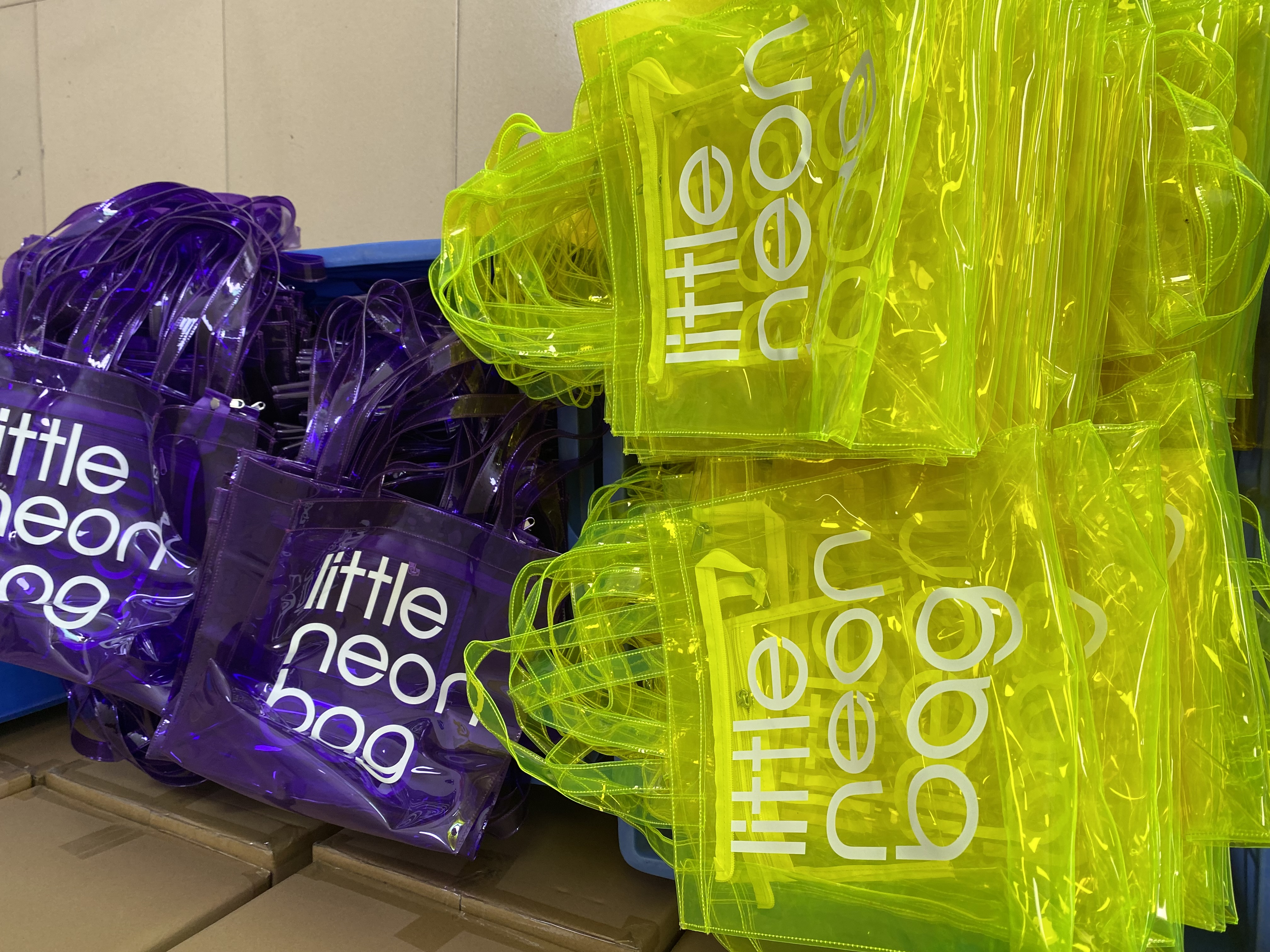 Beach Bags, Shopping Bags, Toys Storage Bags, Grocery Bags, Picnics Bags, Gym Bags, Handle Carrier Bags