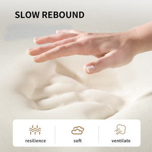 Tapis de bain rectangulaire gris absorbant en mousse à mémoire de forme, design moderne - Product Image 2