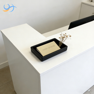 Marque-place de mariage de luxe 900 g/m² découpé au laser avec dorure à chaud |   Cartes de nom de table en carton spécial de qualité supérieure pour banquets et événements formels - Product Image 1