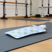 Pochette Doypack Mylar personnalisée avec finition mate, bec verseur supérieur de 100 ml, pour emballage liquide, avec trou de poignée